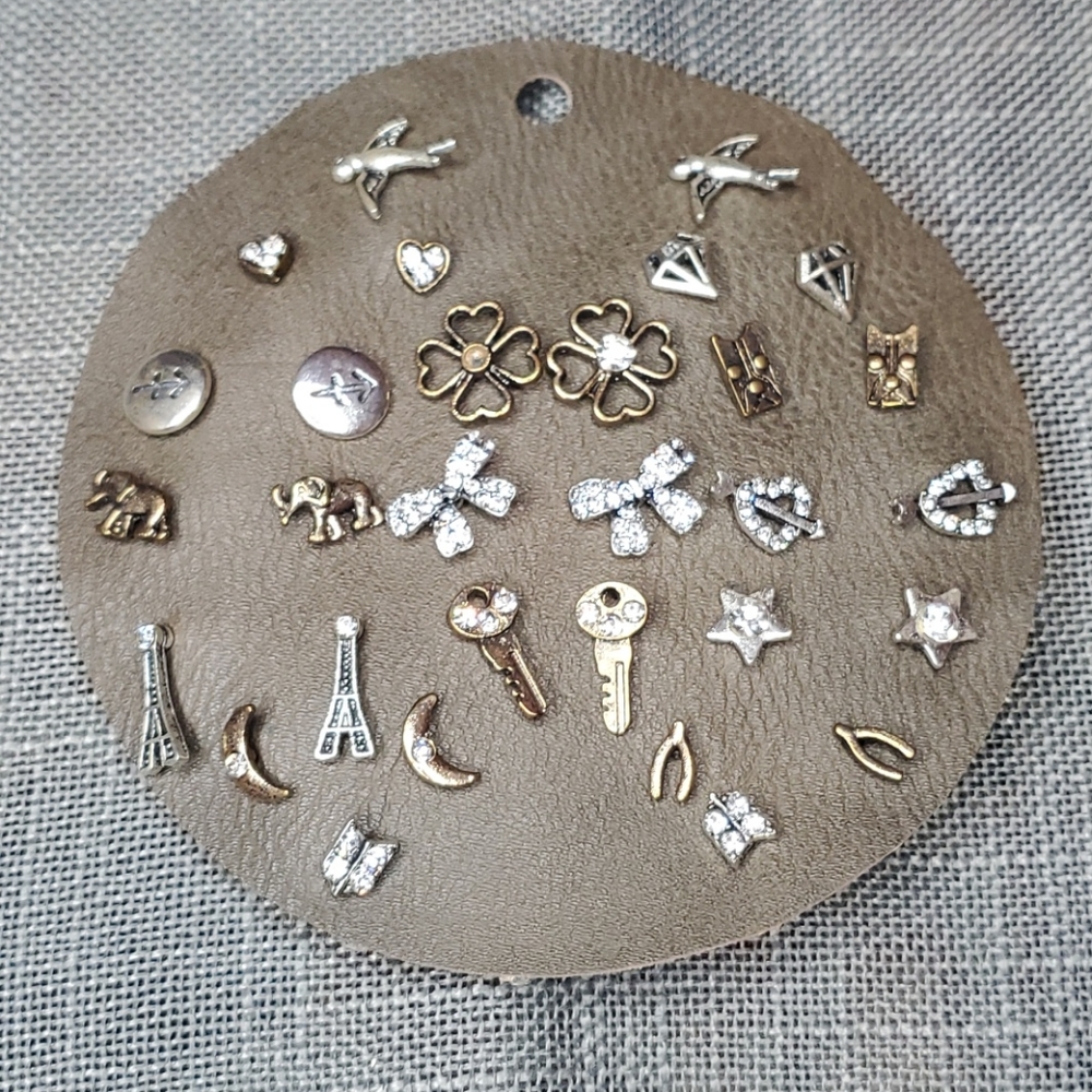 ✌🏽2/$5▪︎Single Stud Earring Sets▪︎NWOT